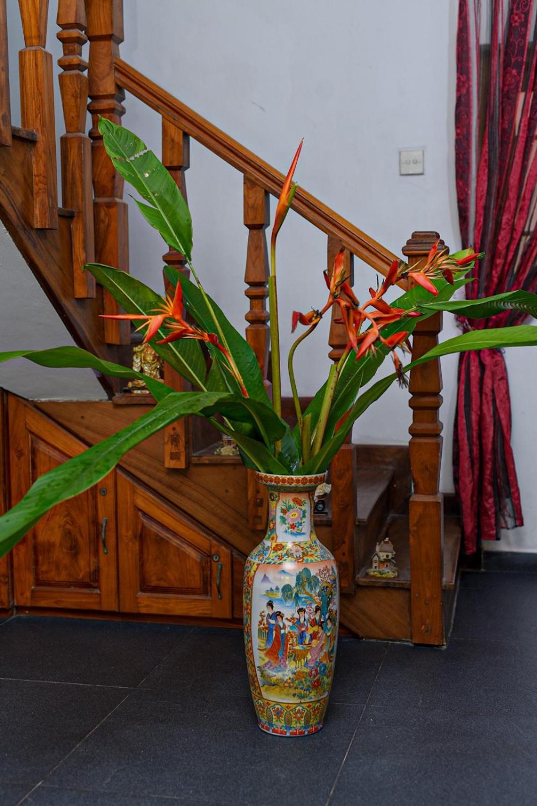 4Ty Two Homestay גאלה מראה חיצוני תמונה