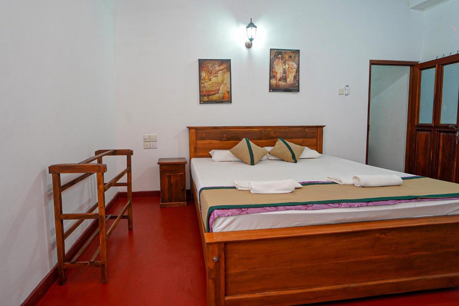 4Ty Two Homestay גאלה מראה חיצוני תמונה