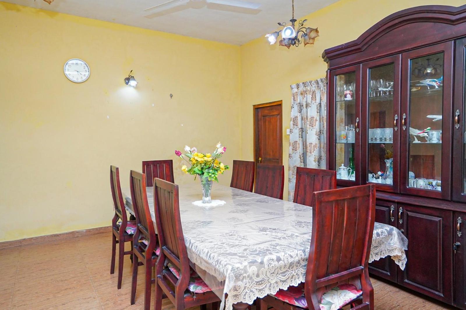 4Ty Two Homestay גאלה מראה חיצוני תמונה