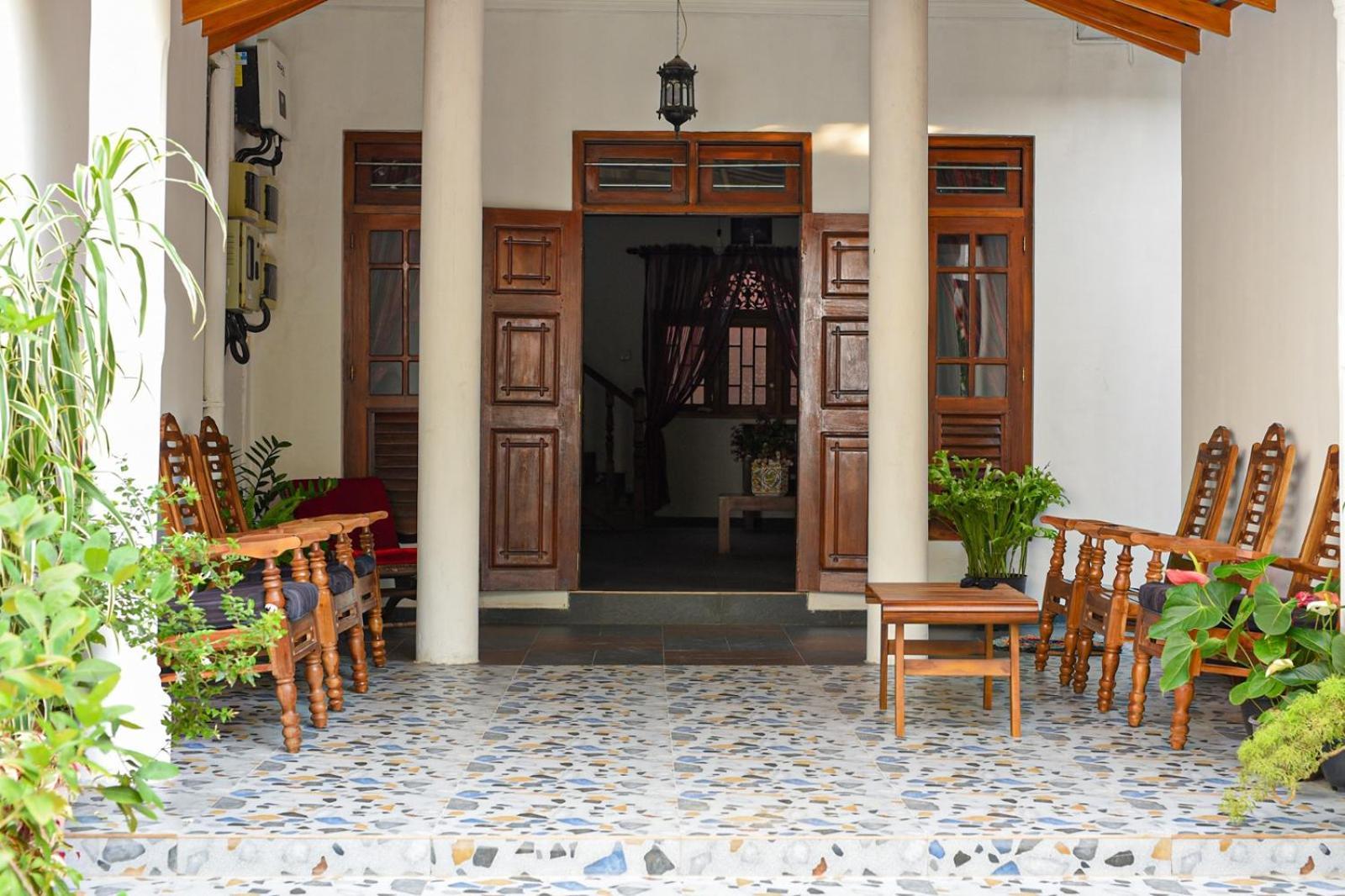 4Ty Two Homestay גאלה מראה חיצוני תמונה