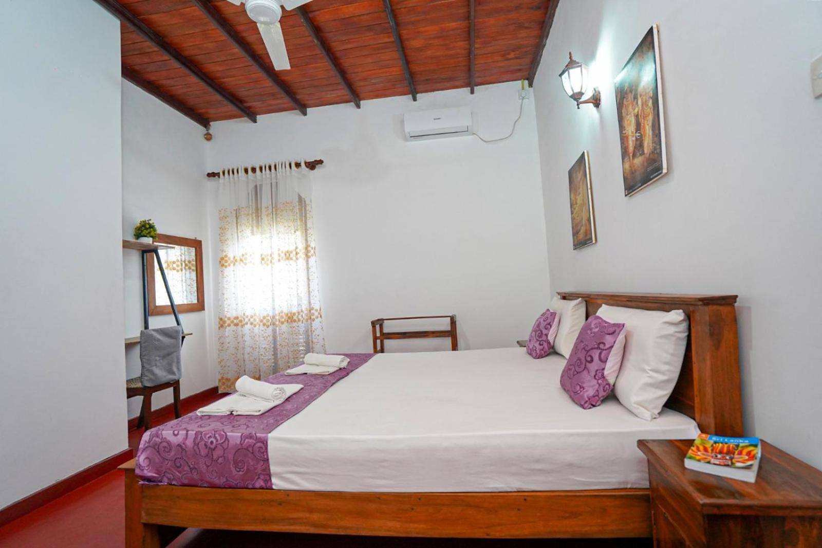 4Ty Two Homestay גאלה מראה חיצוני תמונה