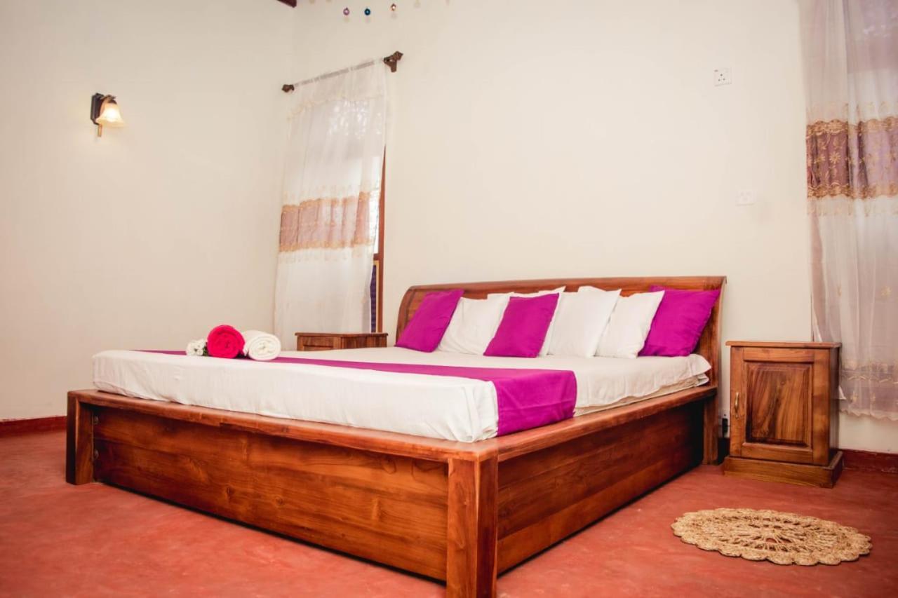 4Ty Two Homestay גאלה מראה חיצוני תמונה