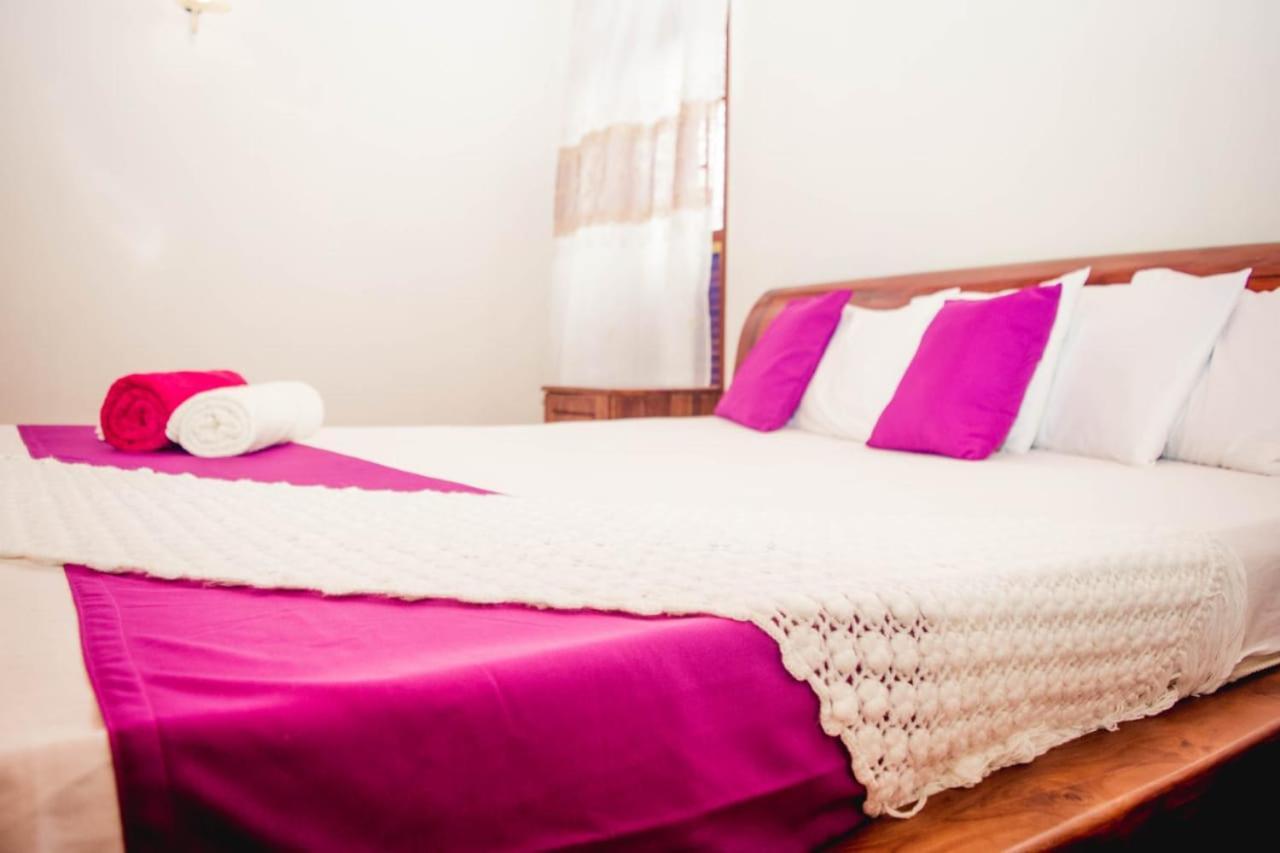 4Ty Two Homestay גאלה מראה חיצוני תמונה